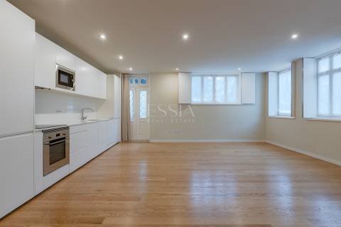 Apartamento T3 com Terraço de 47m2 à Marechal Saldanha | Foz do Douro