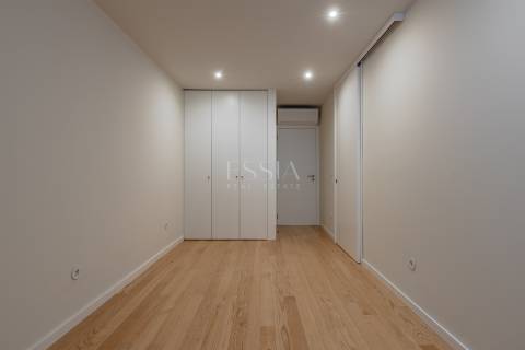 Apartamento T3 com Terraço de 47m2 à Marechal Saldanha | Foz do Douro