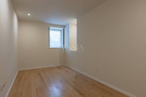 Apartamento T3 com Terraço de 47m2 à Marechal Saldanha | Foz do Douro