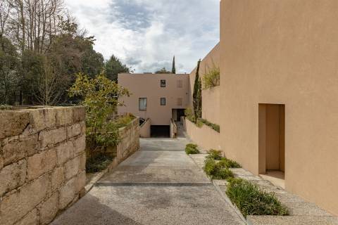 Moradia T2 de luxo com Jardim Privativo no centro do Porto