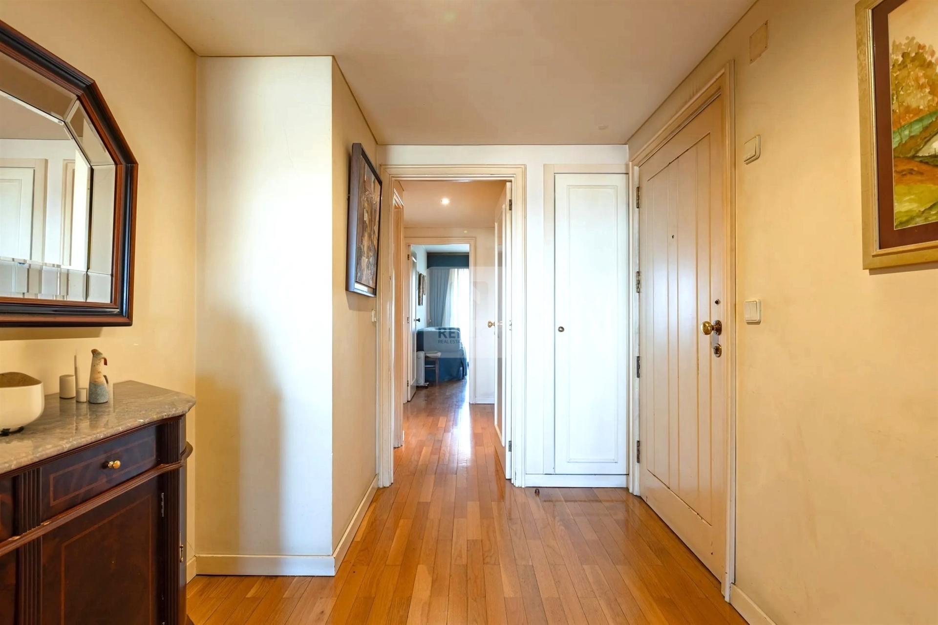 Apartamento T2 com Vistas Mar nos Pinhais da Foz