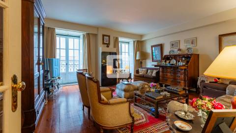 Moradia T3 na Foz Velha com logradouro 78 m2