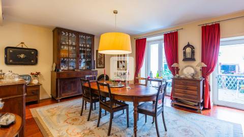 Moradia T3 na Foz Velha com logradouro 78 m2