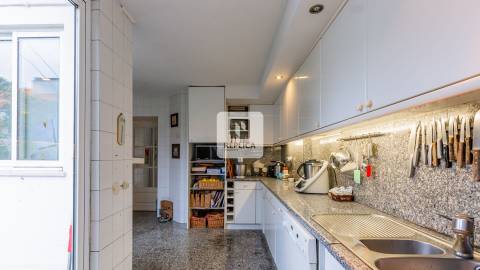 Moradia T3 na Foz Velha com logradouro 78 m2