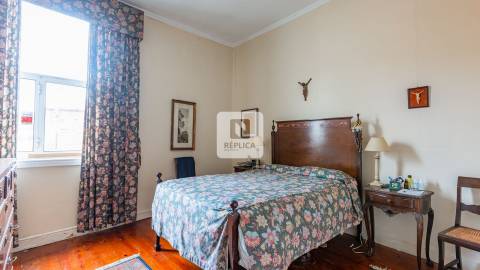 Moradia T3 na Foz Velha com logradouro 78 m2