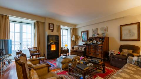 Moradia T3 na Foz Velha com logradouro 78 m2