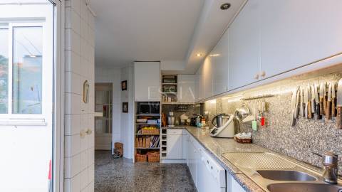 Moradia T3 na Foz Velha com logradouro 78 m2