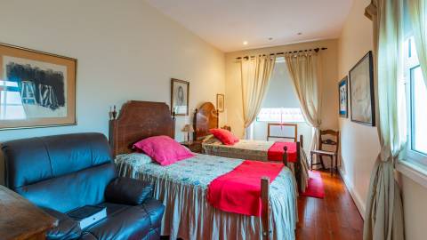 Moradia T3 na Foz Velha com logradouro 78 m2