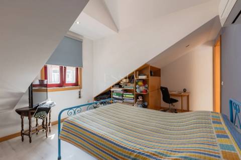 Moradia T4 com Jardim no Bonfim, Porto