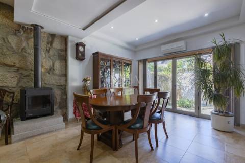 Moradia T4 com Jardim no Bonfim, Porto