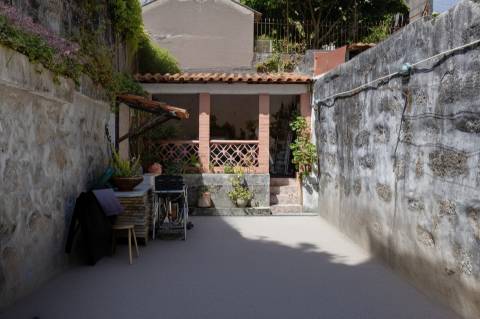 Moradia T4 com Jardim no Bonfim, Porto