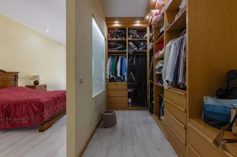 Moradia T4 com Jardim no Bonfim, Porto