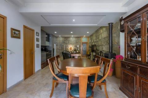 Moradia T4 com Jardim no Bonfim, Porto