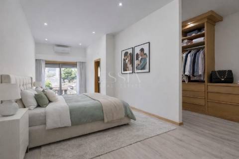 Moradia T4 com Jardim no Bonfim, Porto