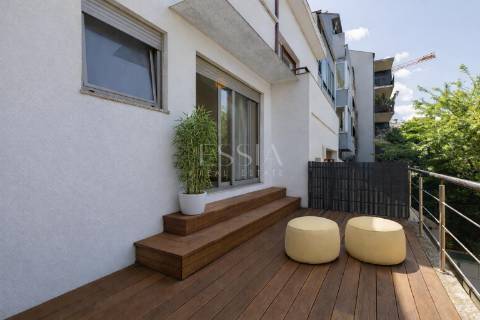 Moradia T4 com Jardim no Bonfim, Porto