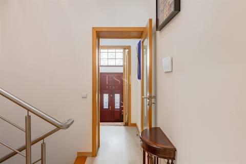 Moradia T4 com Jardim no Bonfim, Porto