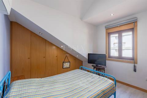 Moradia T4 com Jardim no Bonfim, Porto