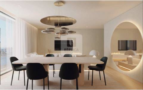 Apartamento T2 com Varanda de 15m2 e Garagem &#124; Empreendimento The Urban Yard