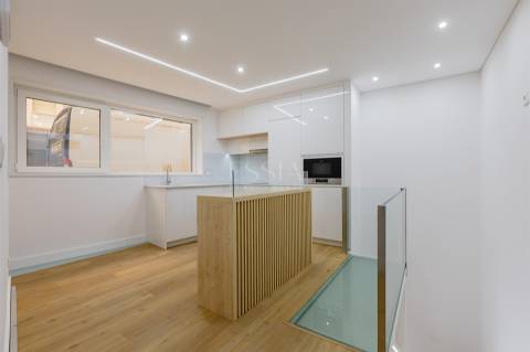 Estúdio/Apartamento TO | Centro da Baixa do Porto