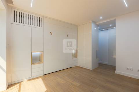 Estúdio/Apartamento TO com Varanda 16.35m2&#124; Centro da Baixa do Porto