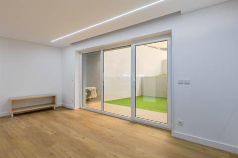 Estúdio/Apartamento TO com Varanda 16.35m2| Centro da Baixa do Porto