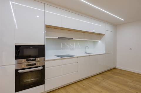 Estúdio/Apartamento TO com Varanda 16.35m2| Centro da Baixa do Porto