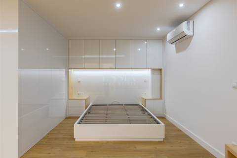 Estúdio/Apartamento TO com Varanda 16.35m2| Centro da Baixa do Porto