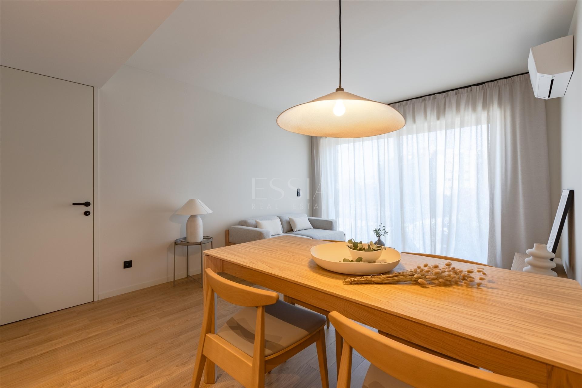 Apartamento T1 Novo com Varanda e Garagem em Gaia