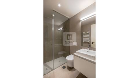 Apartamento T2 Novo com Varanda e Garagem no LYNQ