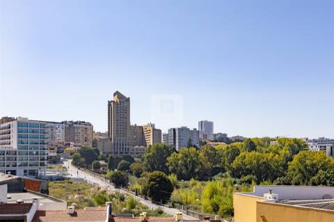 Apartamento T1 Novo no LYNQ com Vistas Rio Douro | Vila Nova de Gaia