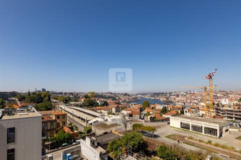 Apartamento T1 Novo no LYNQ com Vistas Rio Douro | Vila Nova de Gaia