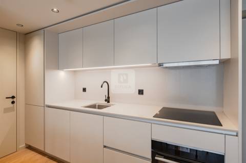 Apartamento T1 Novo com Varanda em Vila Nova de Gaia