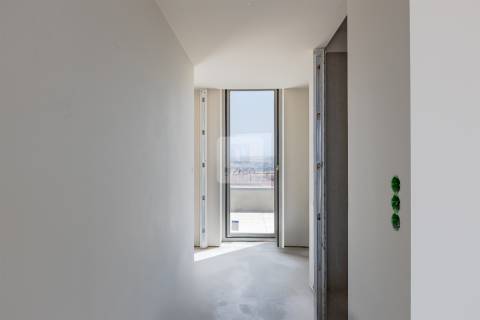 Penthouse T3 Duplex comTerraços e Vista Rio Douro