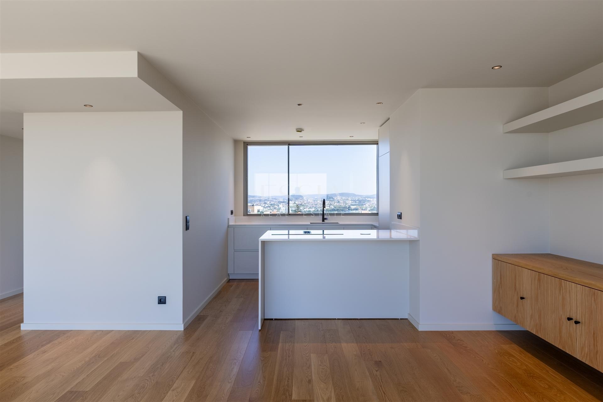 Penthouse T3 Duplex comTerraços e Vista Rio Douro