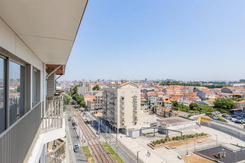 Penthouse T3 Duplex comTerraços e Vista Rio Douro