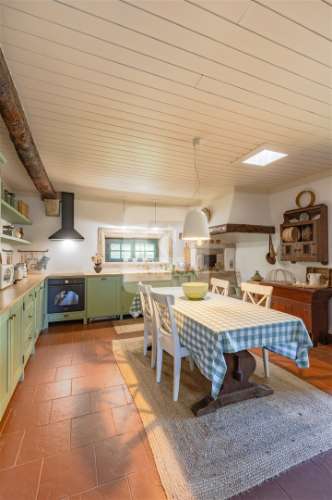 Moradia rústica T3 reabilitada em Viana do Castelo