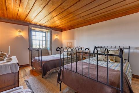 Moradia rústica T3 reabilitada em Viana do Castelo