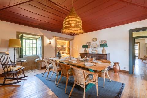 Moradia rústica T3 reabilitada em Viana do Castelo