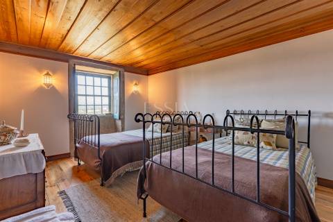 Moradia rústica T3 reabilitada em Viana do Castelo