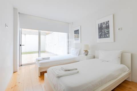 Apartamento T3 com Terraço e Vista Rio Douro | Cais do Cavaco