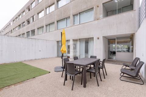 Apartamento T3 com Terraço e Vista Rio Douro | Cais do Cavaco