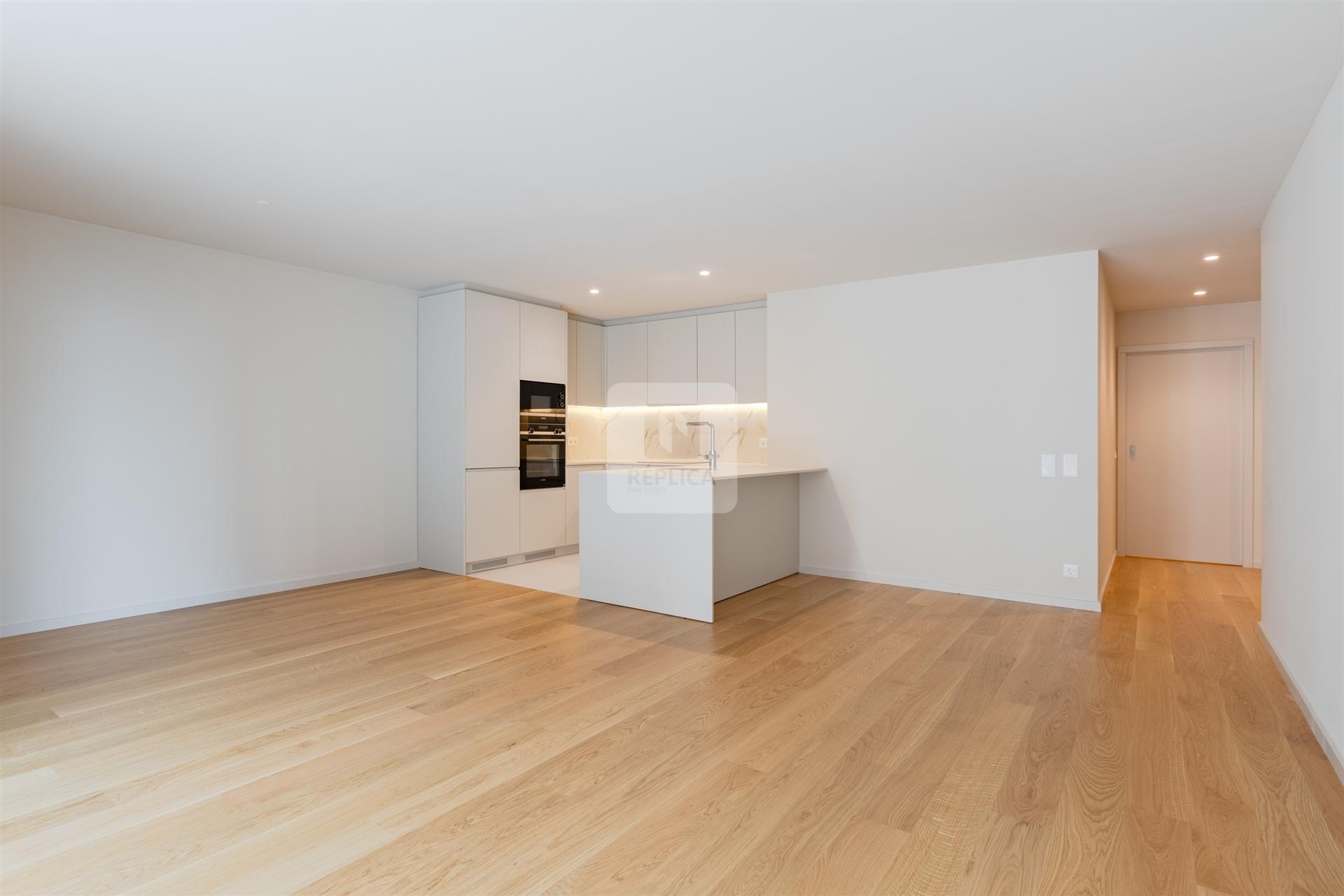 Apartamento T3 novo com Varanda e Vista Mar – Vila Nova de Gaia