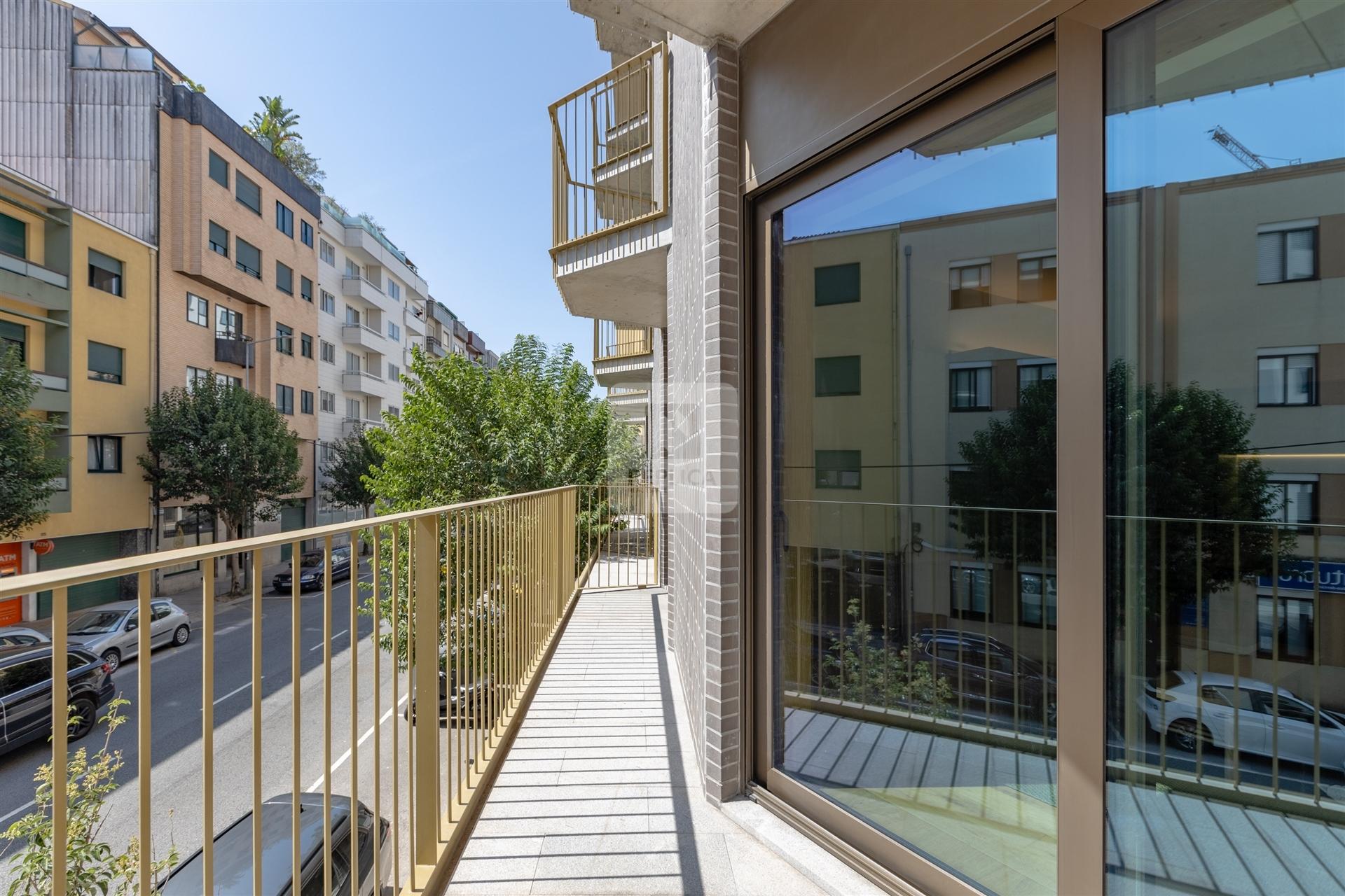 Apartamento T1 Mobilado e Equipado Próximo da Rotunda da Boavista – Porto