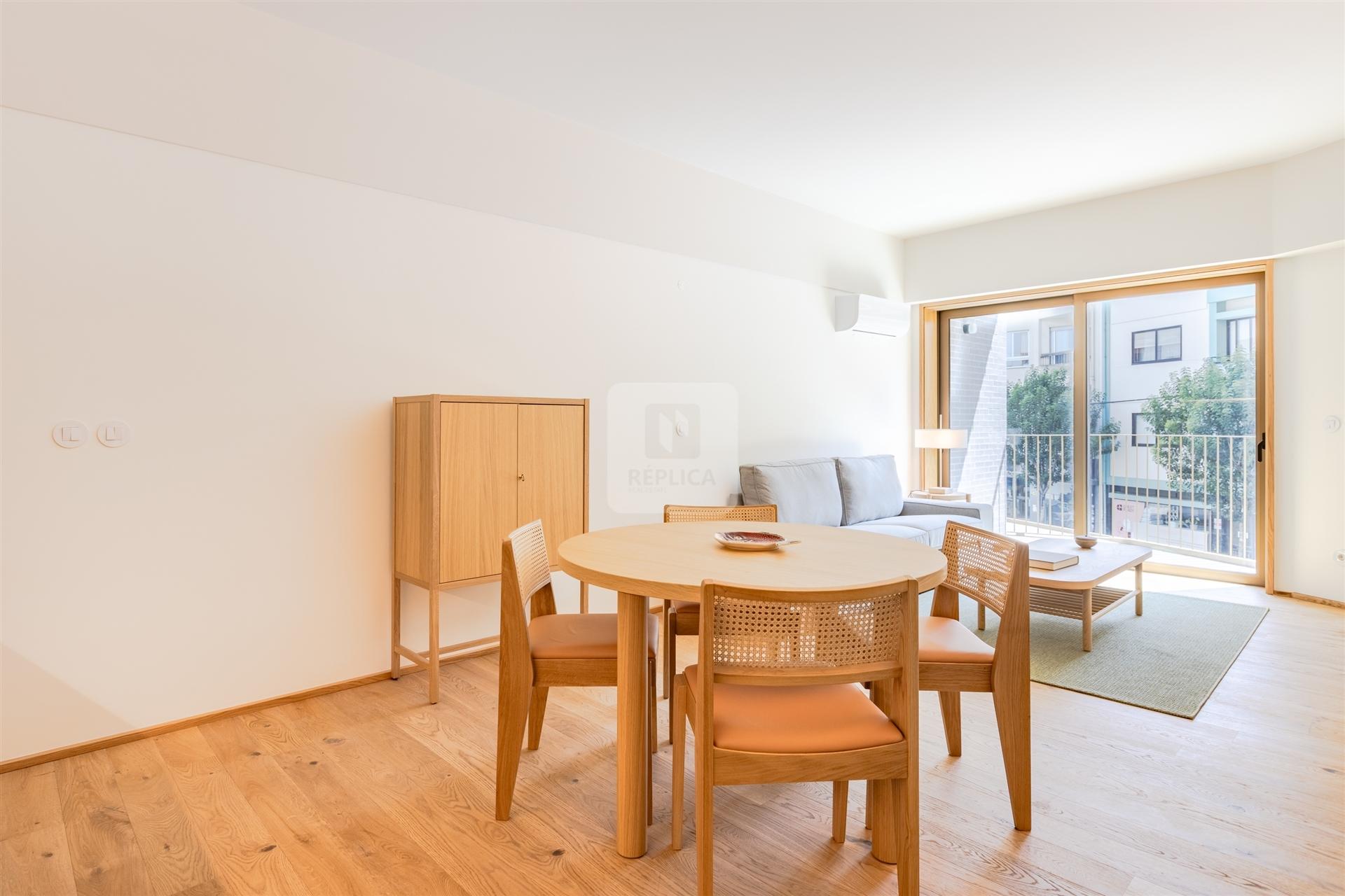 Apartamento T1 Mobilado e Equipado Próximo da Rotunda da Boavista – Porto