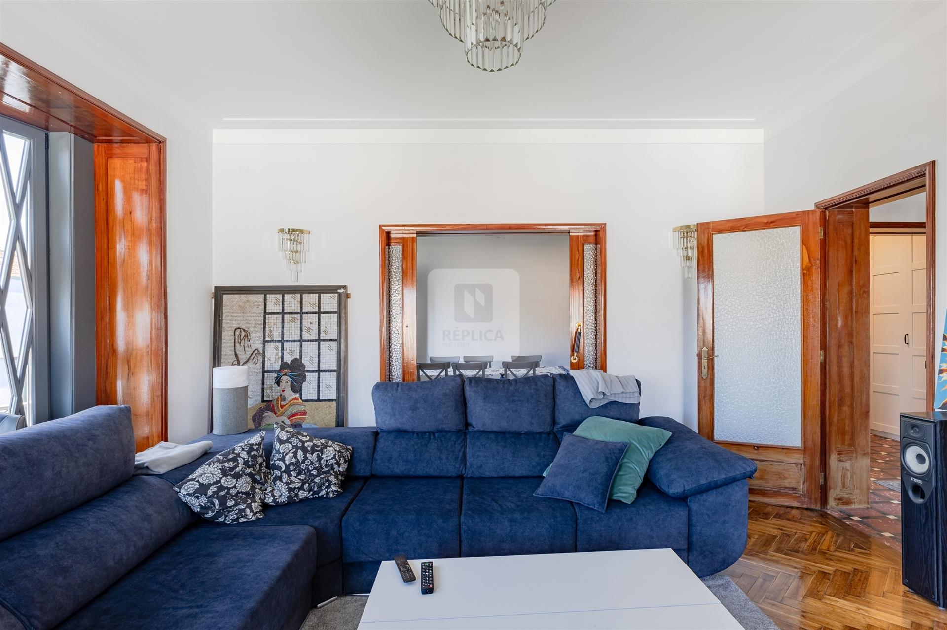 Apartamento T4 com Terraço 50m² na Rua Honório Lima Porto
