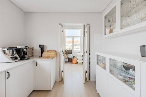 Apartamento T4 com Terraço 50m² na Rua Honório Lima Porto
