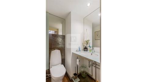 Apartamento T5 Duplex com 4 Frentes e Vistas para o Douro e Mar