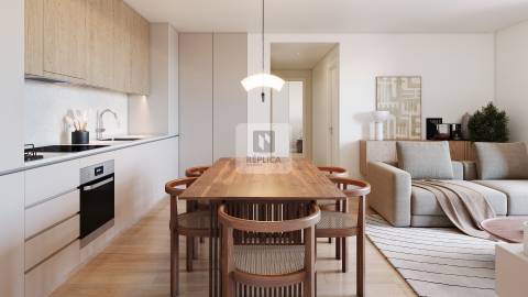 Apartamento T3 com Varanda e Garagem no Ouro Valley