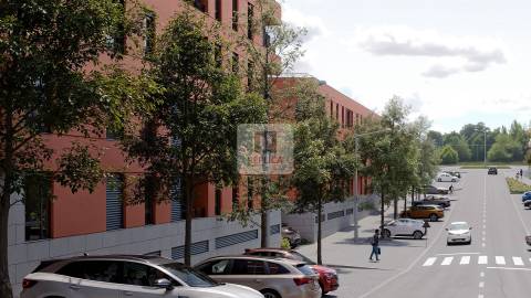 Apartamento T2 com Varanda e Garagem no Ouro Valley