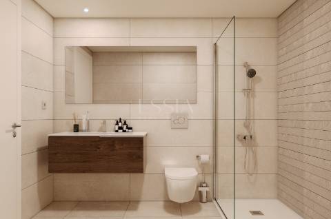 Apartamento T2 com Varanda e Garagem no Ouro Valley